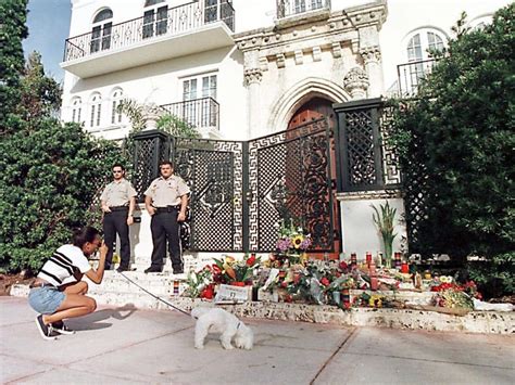 abiti gianni versace|gianni versace killed by.